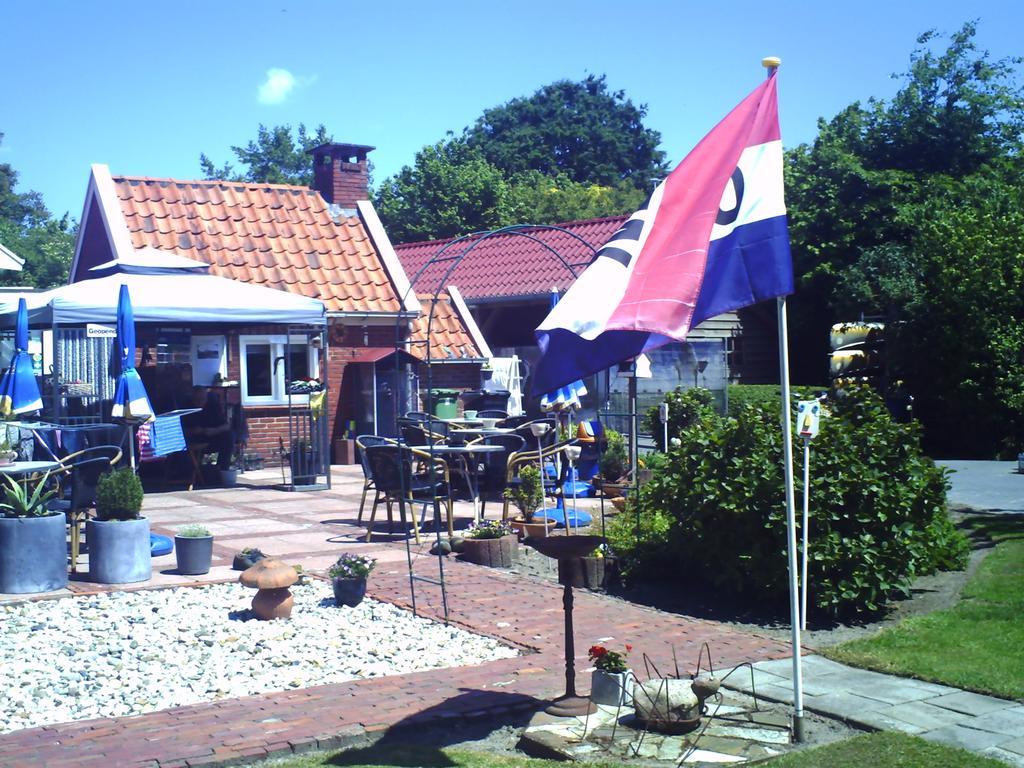Hotel De Waalehof Jipsinghuizen Exterior photo